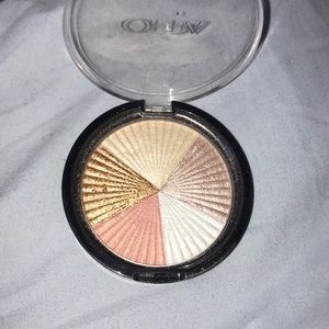 OFRA Cosmetics Highlighter